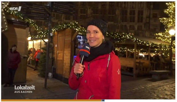 Tina Kraus aus Köln auf dem Aachener Weihnachtsmarkt